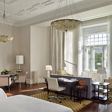 Four Seasons Gresham Palace Hotel Budapešť