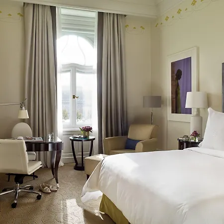 Four Seasons Gresham Palace Hotel Budapešť