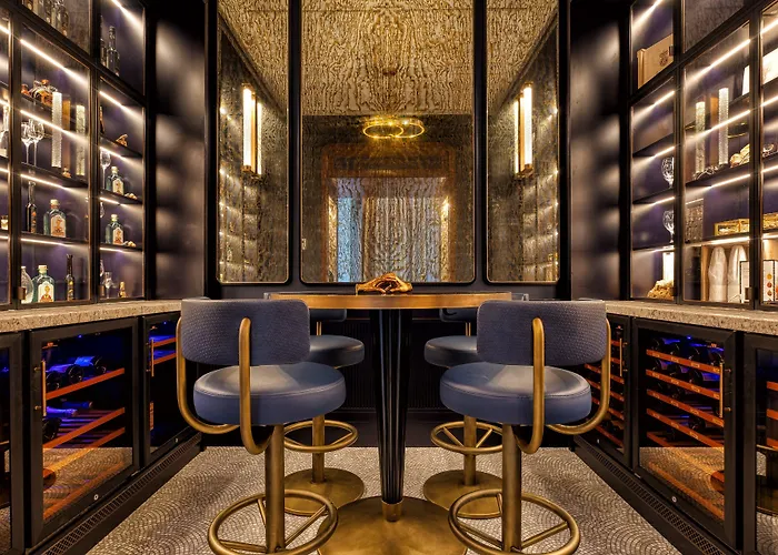 Four Seasons Gresham Palace Hotel 5*