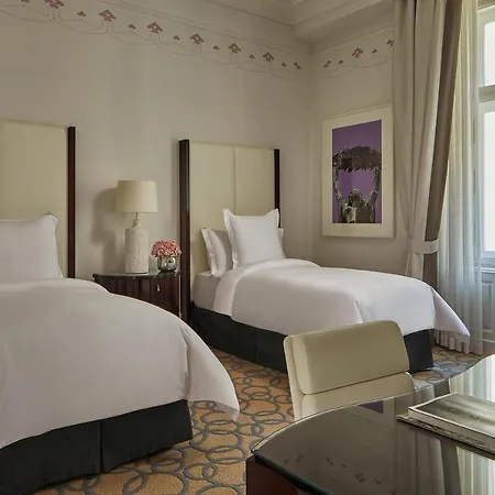 Hotel Four Seasons Gresham Palace 5*