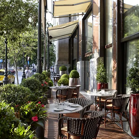 Four Seasons Gresham Palace Budapeste