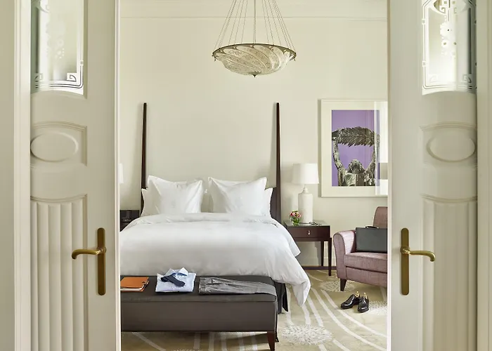 Four Seasons Gresham Palace Отель 5*