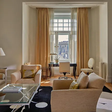 Four Seasons Gresham Palace Hotel Budapest